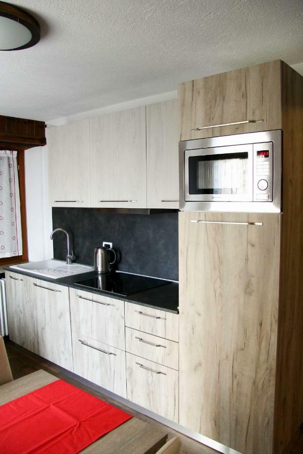 Apartment La Maison De Pagan Ad Uso Turistico Vda Charvensod N 0021 *